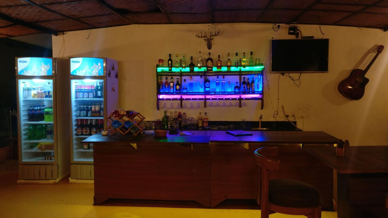 Hotel Mj Beach Resort Baga Extérieur photo